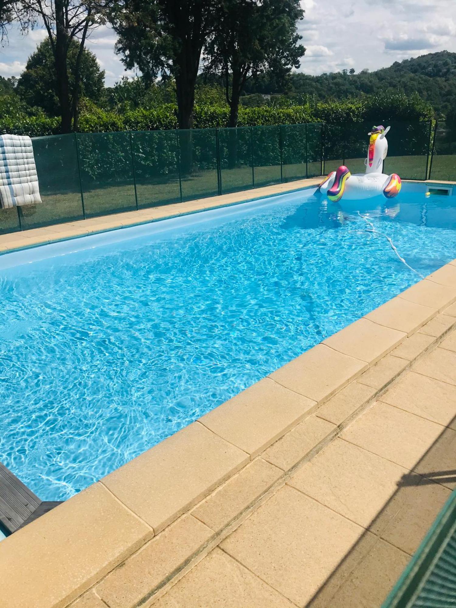 L'Oree Des Roses, Hebergement De Vacances Avec Jardin Et Piscine Gan Exterior photo